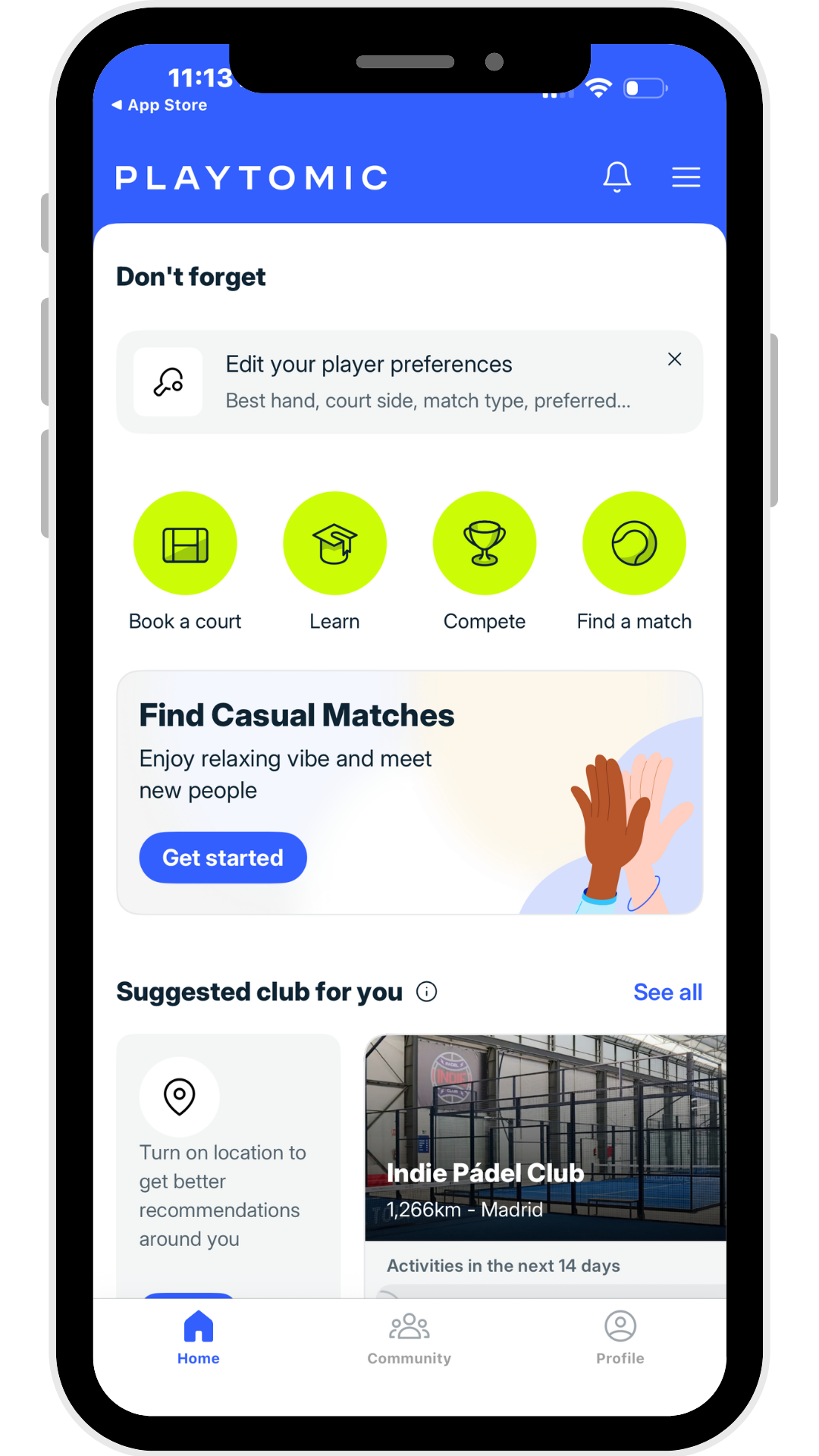 Playtomic app screen showing the booking experience